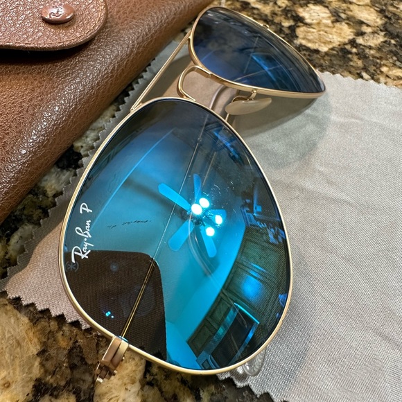 Ray Ban Aviator Flash Large Blue Mirrored Polarized Sunglasses - Picture 3 of 14